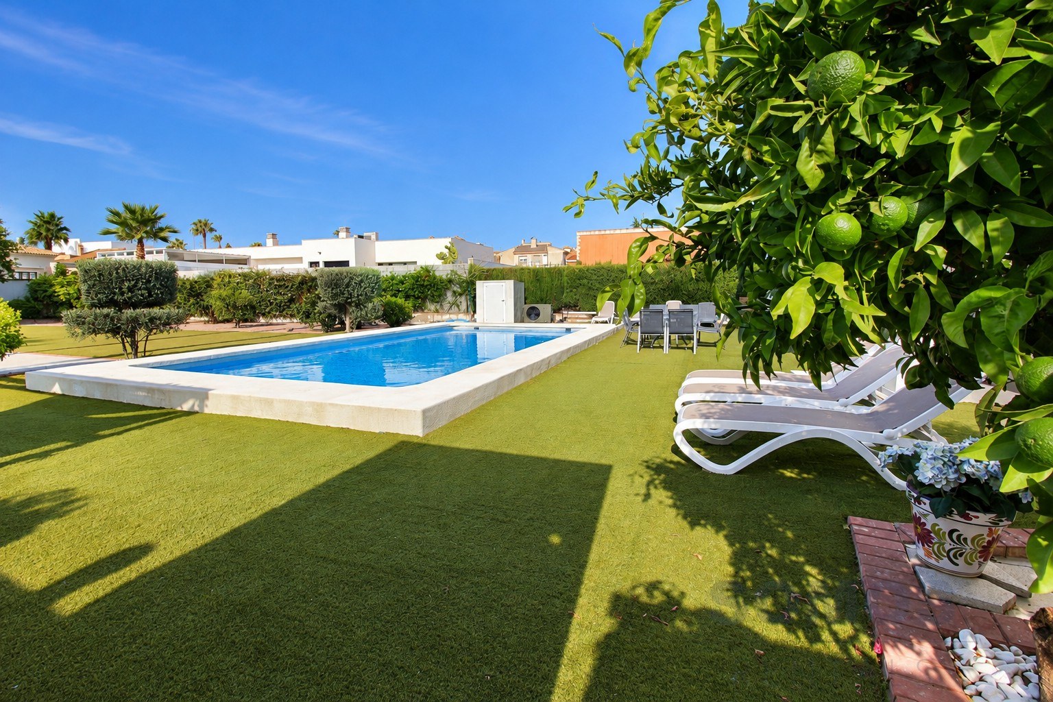 Jardin — Villa Ricardo, Urb La Marina