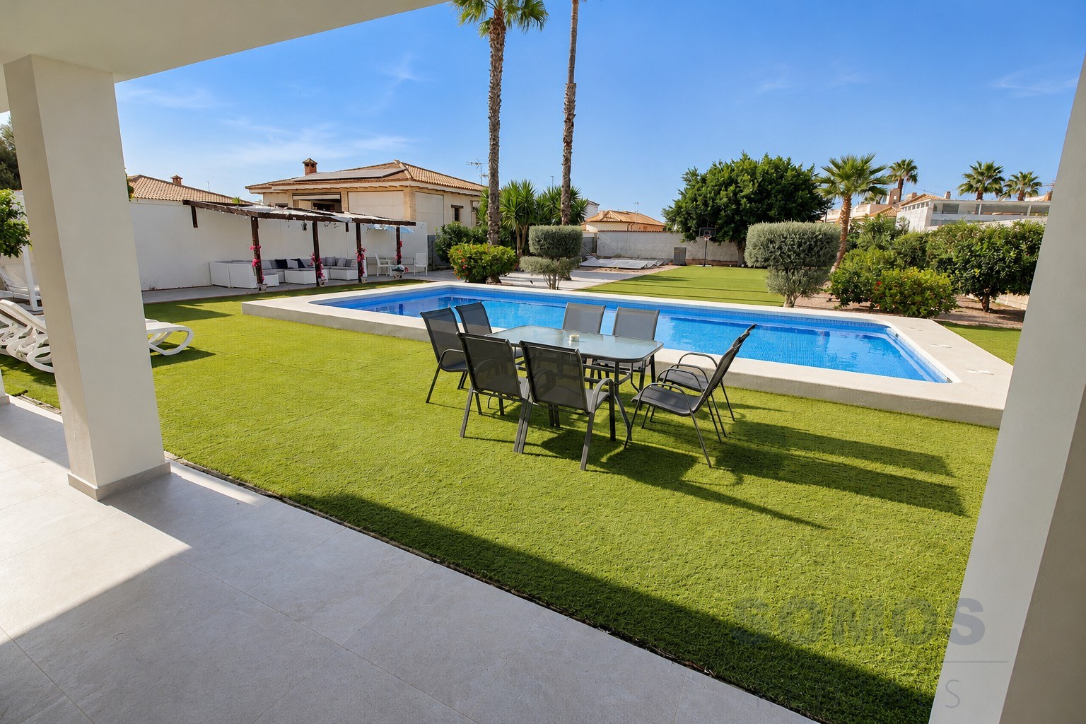 Jardin — Villa Ricardo, Urb La Marina