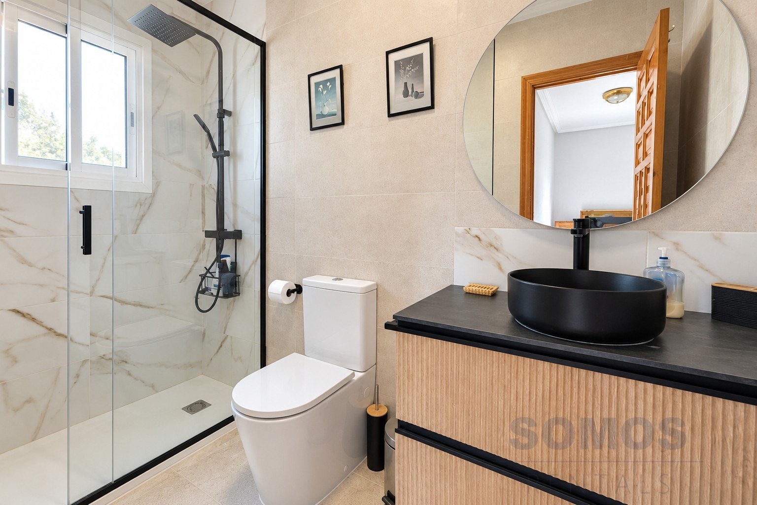 Modern bathroom 1 — Casa Seabreeze, Gran Alacant