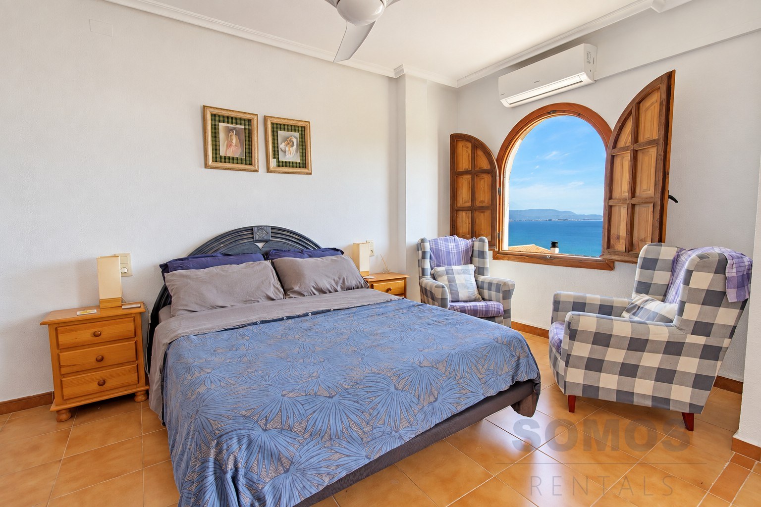 Master bedroom with sea view — Casa Seabreeze, Gran Alacant