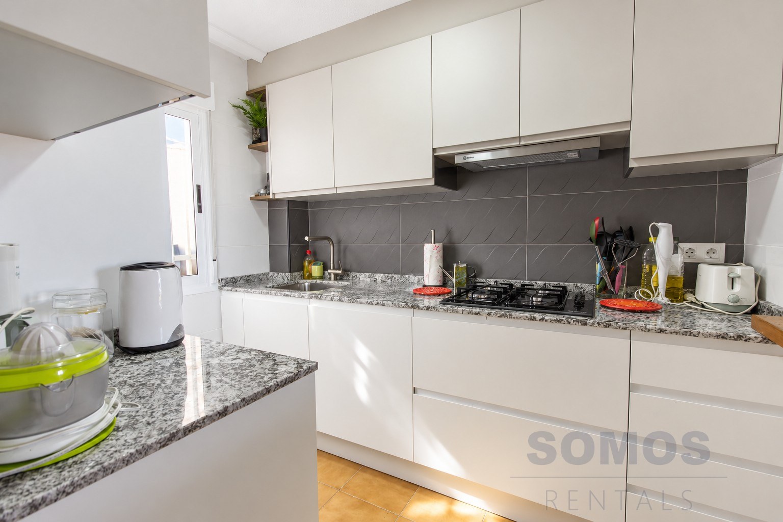 Modern kitchen — Casa Seabreeze, Gran Alacant