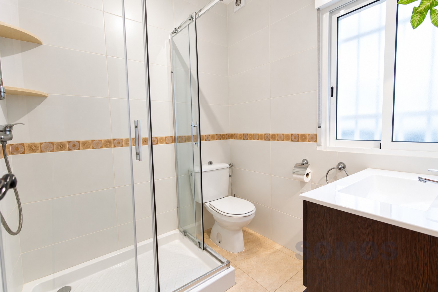 Modern bathroom 2 — Casa Seabreeze, Gran Alacant
