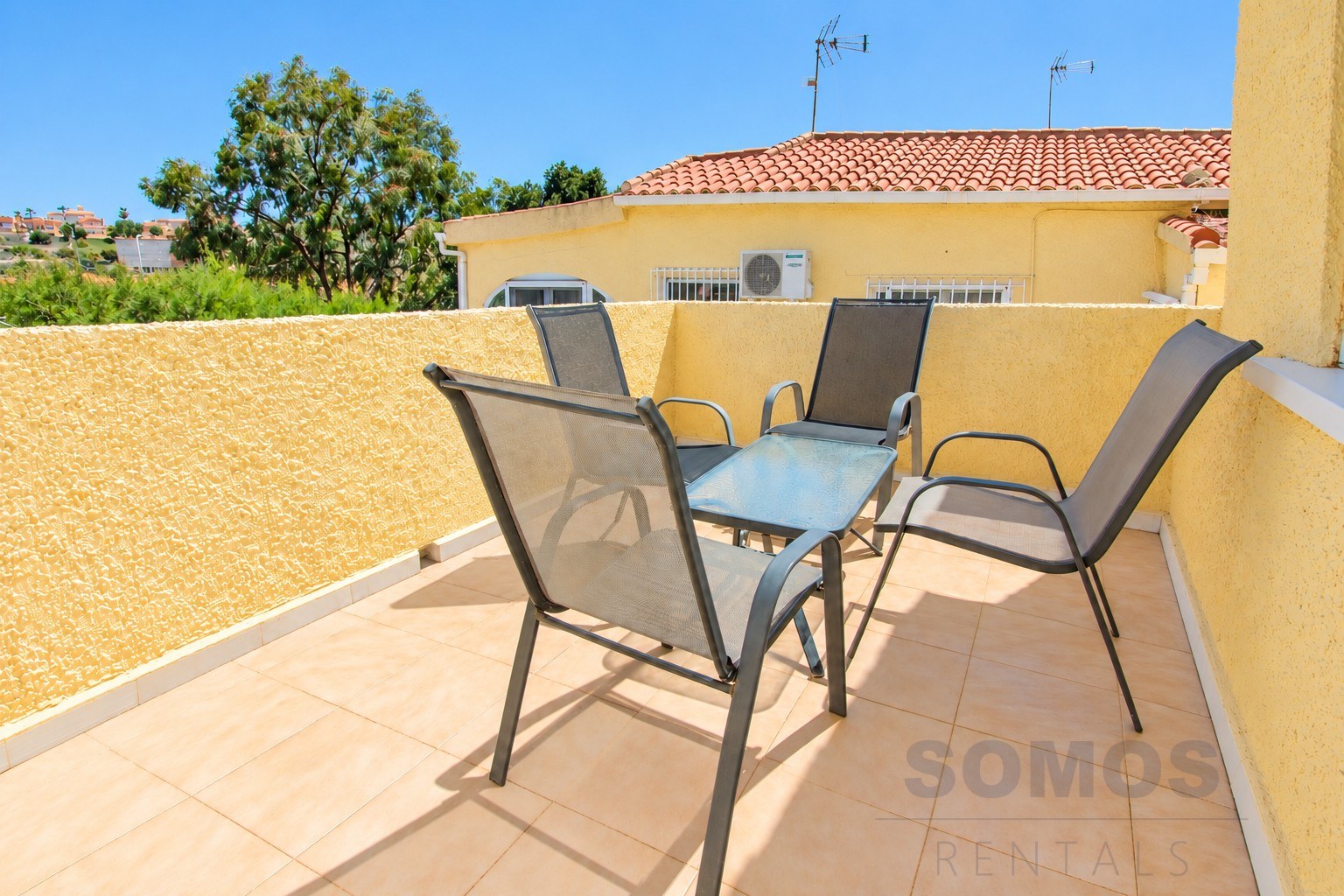 Balcon — Villa Michelle, Urb La Marina