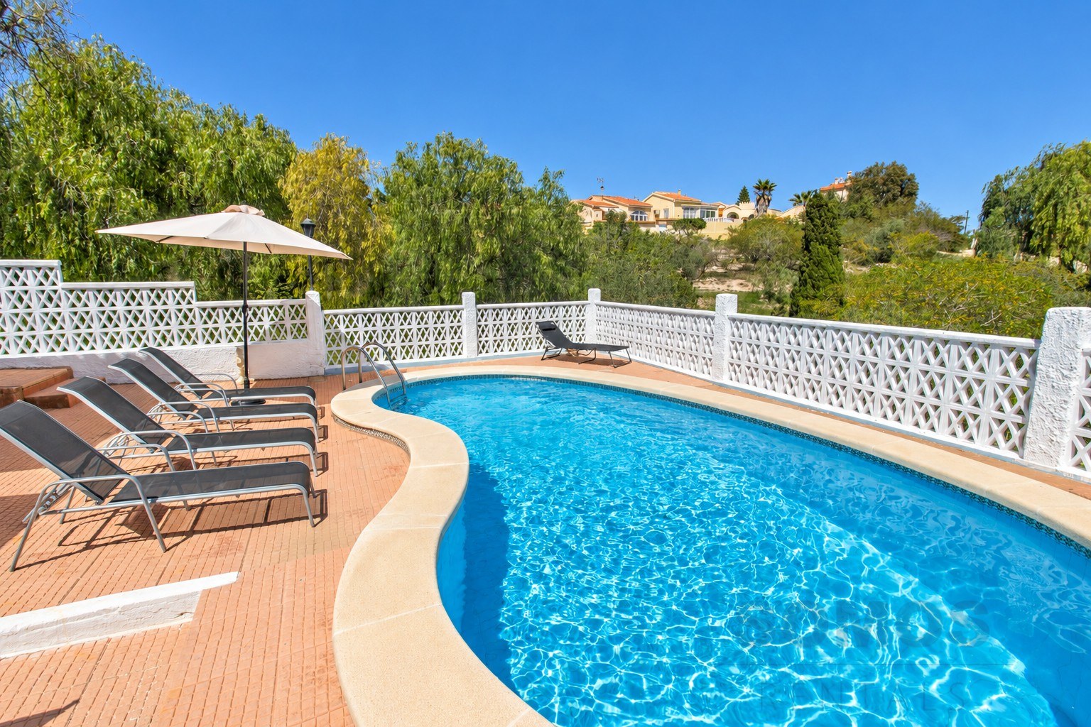 Villa Michelle, Urb La Marina — photographie 15