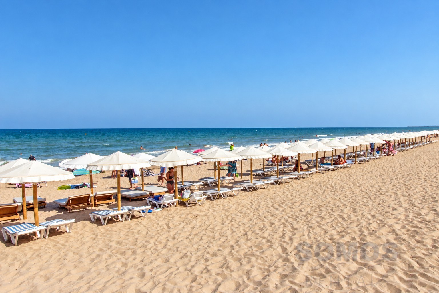 La Marina beach — Villa Rosa, Urb La Marina
