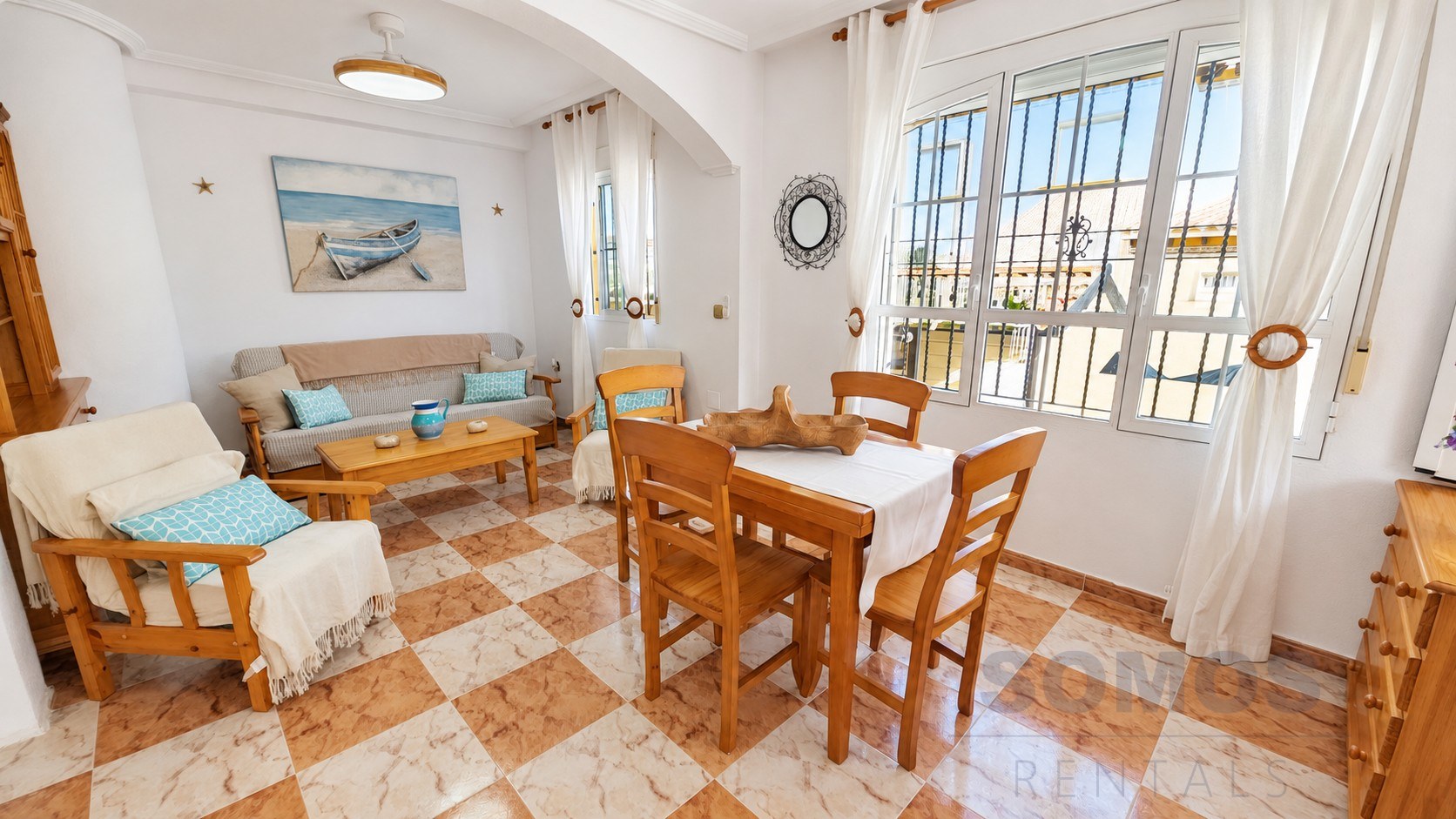 Living room — Casa Marina del Rey, La Marina Village y El Pinet