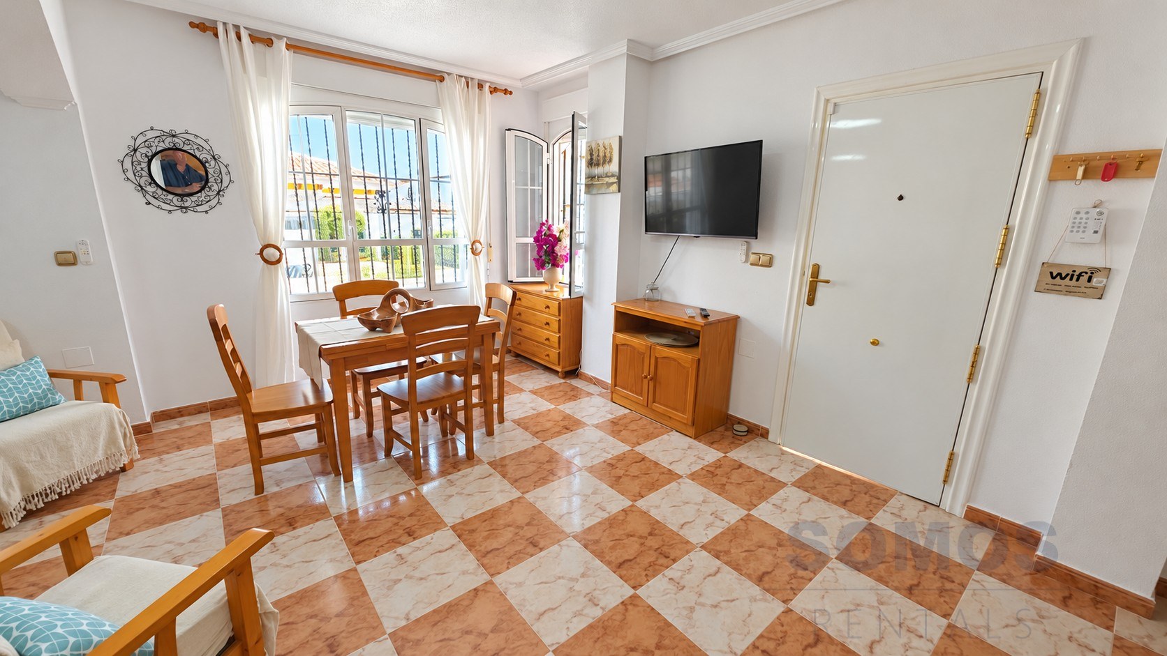 Living room — Casa Marina del Rey, La Marina Village y El Pinet