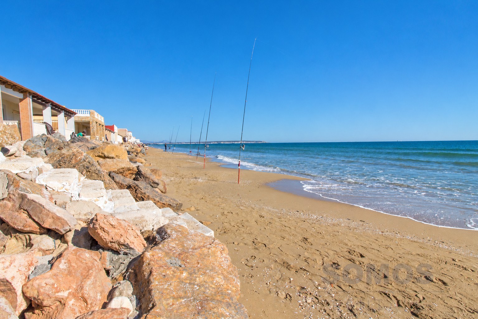 El Pinet beach — Casa Marina del Rey, La Marina Village y El Pinet