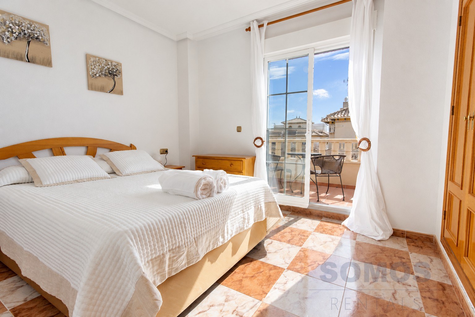 Master bedroom — Casa Marina del Rey, La Marina Village y El Pinet