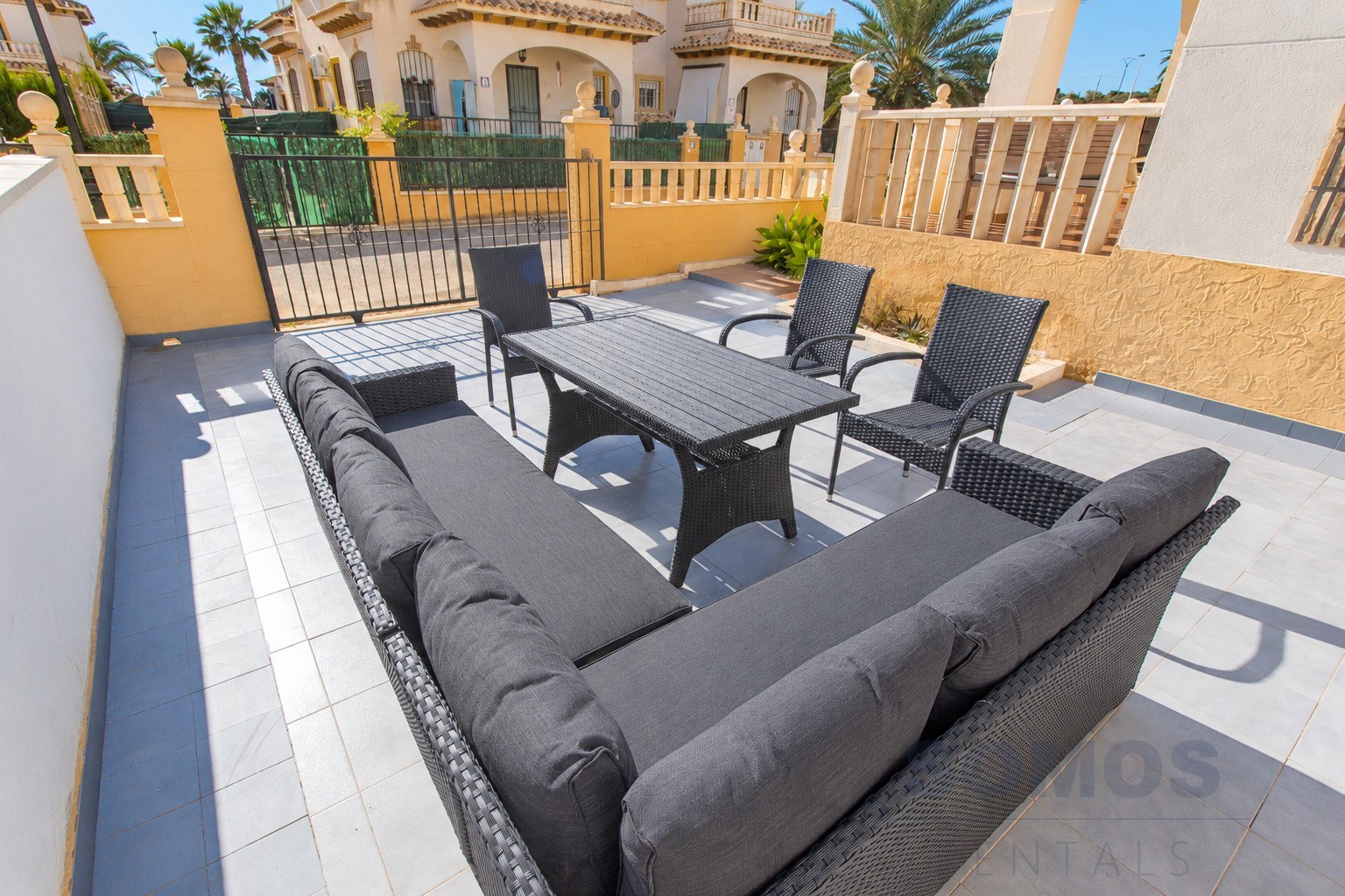 Terrace — Casa Marina del Rey, La Marina Village y El Pinet