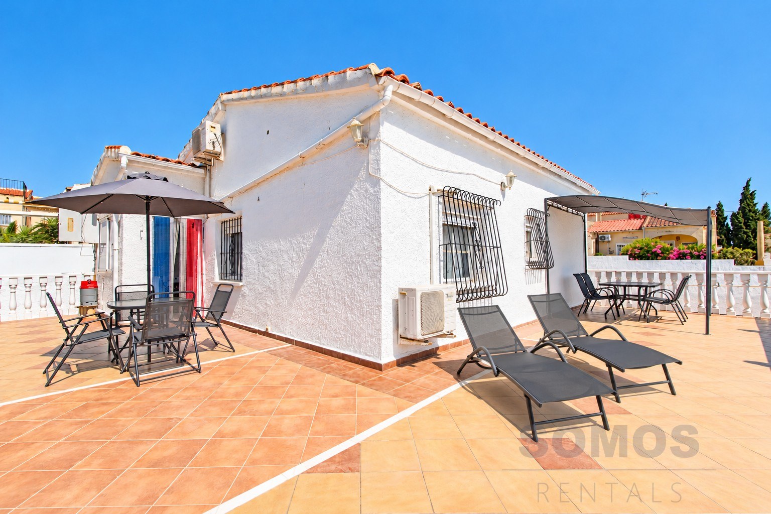 Sun terrace — Casa Elche, Urb La Marina