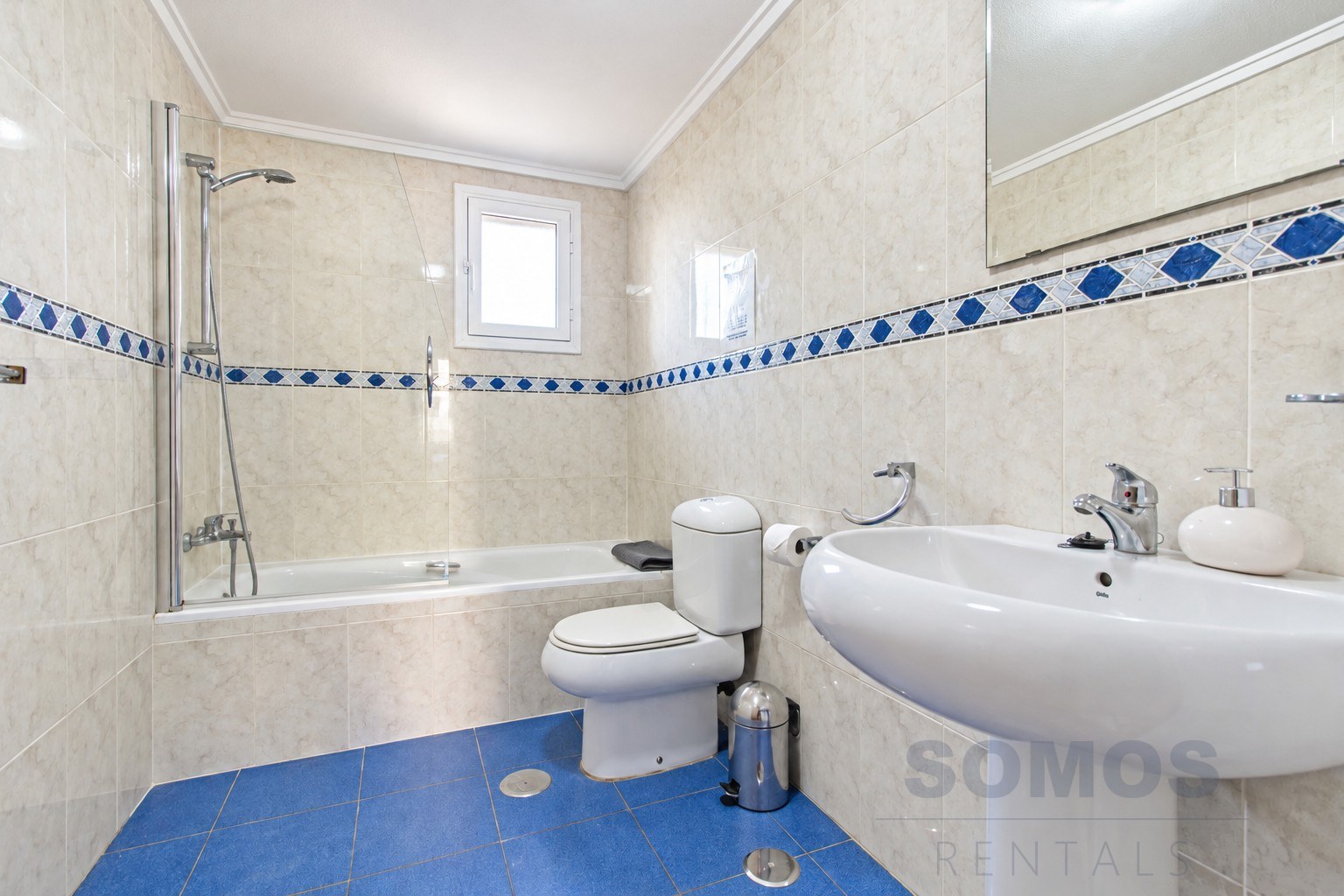 Bathroom 3 — Villa Cross, Gran Alacant