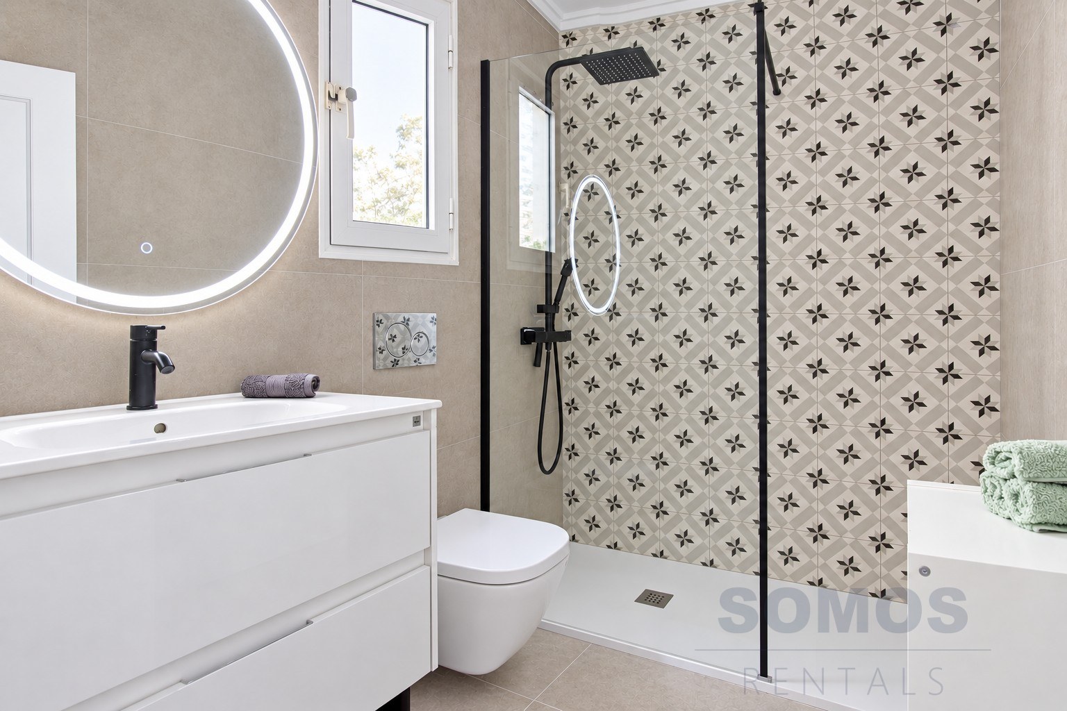 Bathroom — Casa Arturo, Urb La Marina