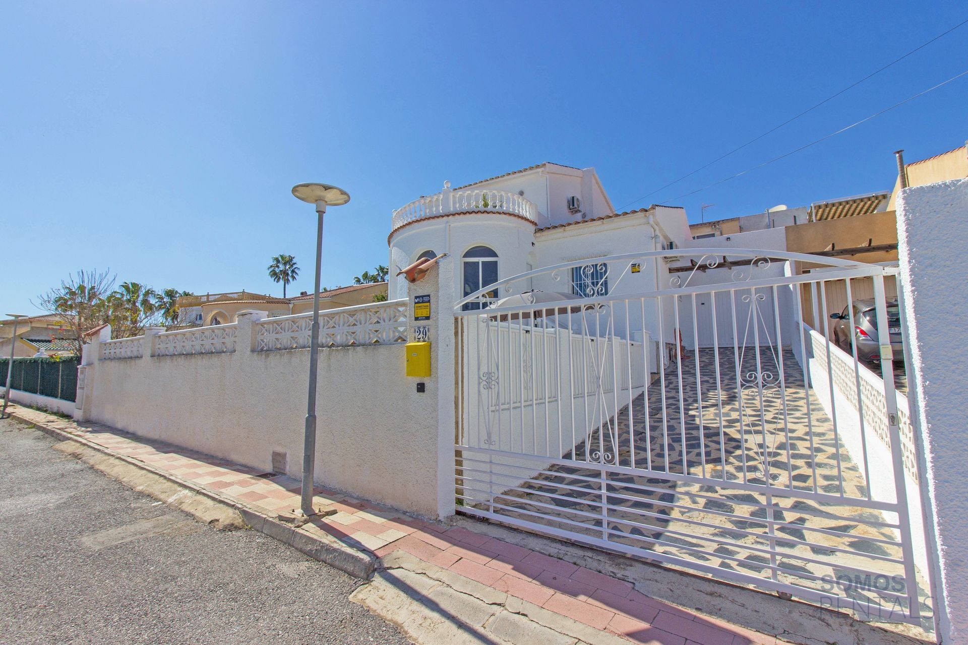 Villa Londres, Urb La Marina — Foto 4