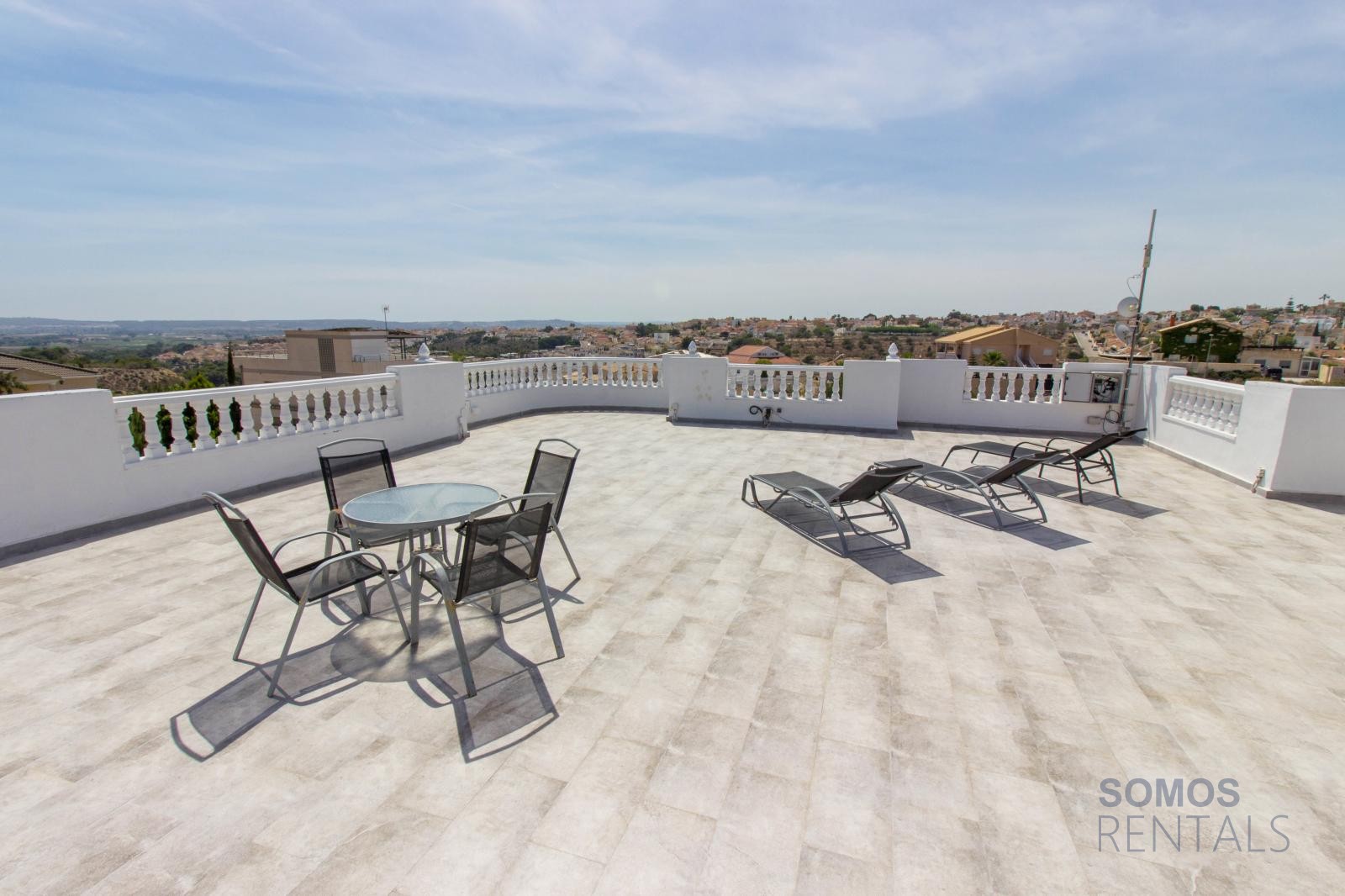 Villa Babilonia, Urb La Marina — fotografía 31