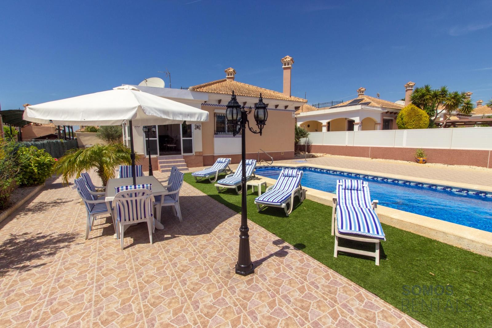 Villa Berna, Urb La Marina — fotografía 9