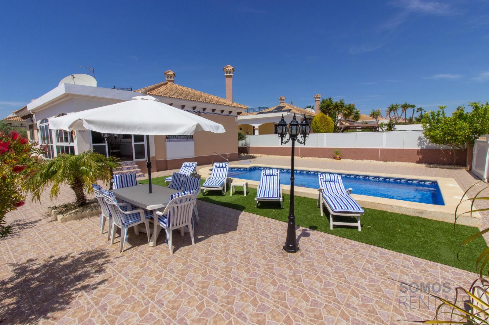 Villa Berna, Urb La Marina — fotografía 8